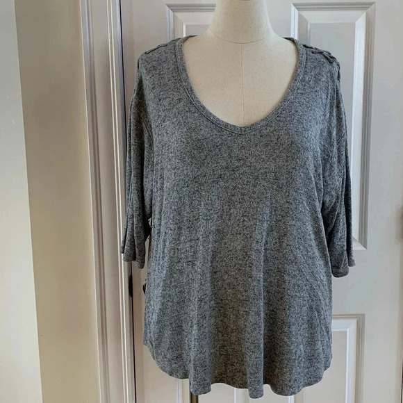 TORRID 3 V-Neck Lace-Up Shoulder Sweater Heather Gray Plus 3X 22W 24W Super Soft - Picture 4 of 11